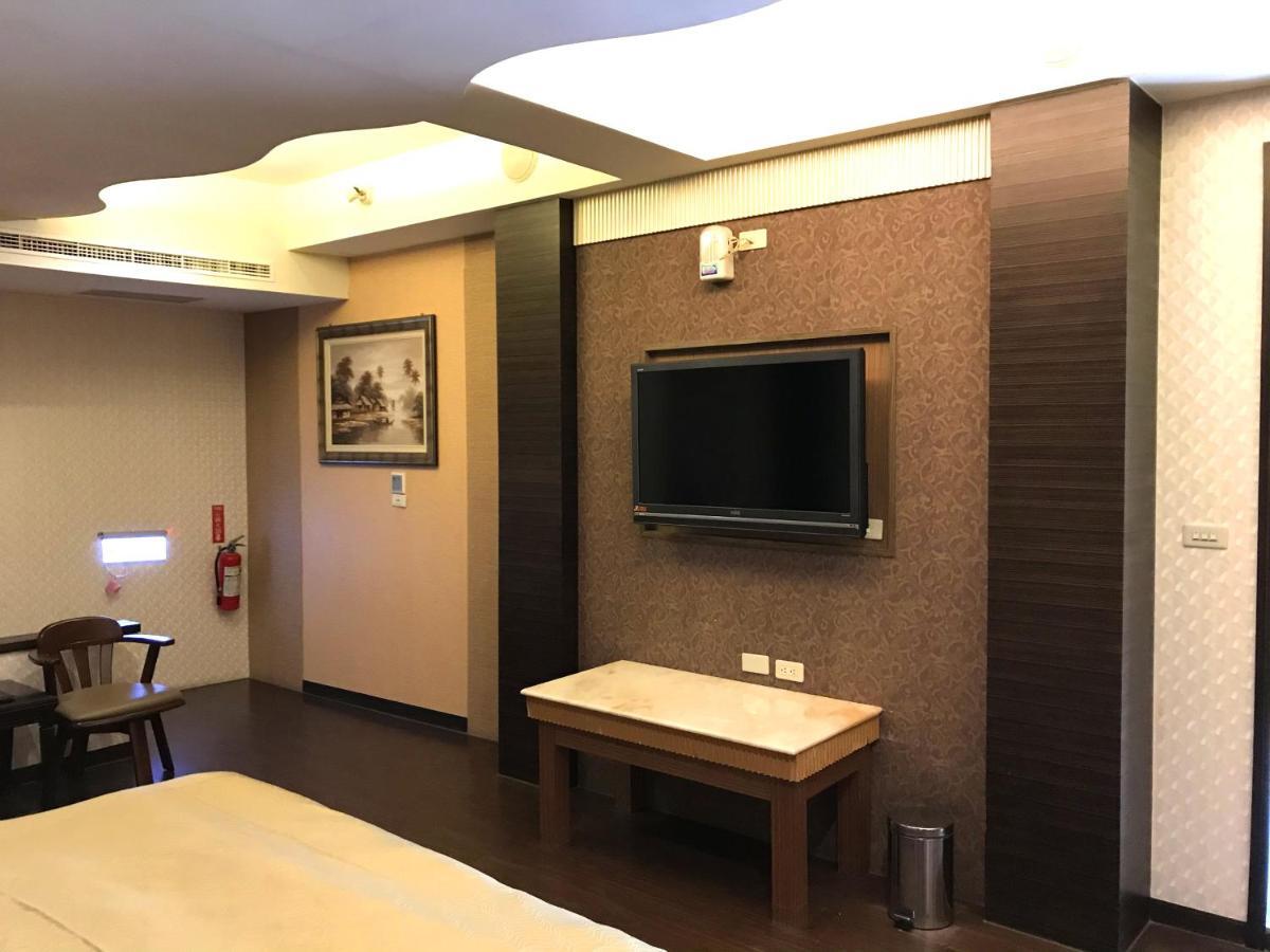 楓采汽車旅館 Fengyuan Luaran gambar
